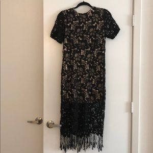 THE HANGER black lace dress.